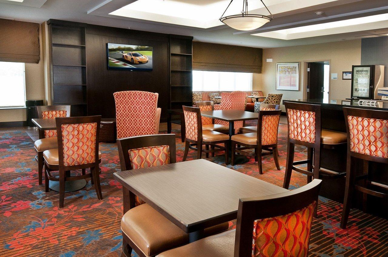 Holiday Inn Express Hotel And Suites Pearsall By Ihg Exteriör bild